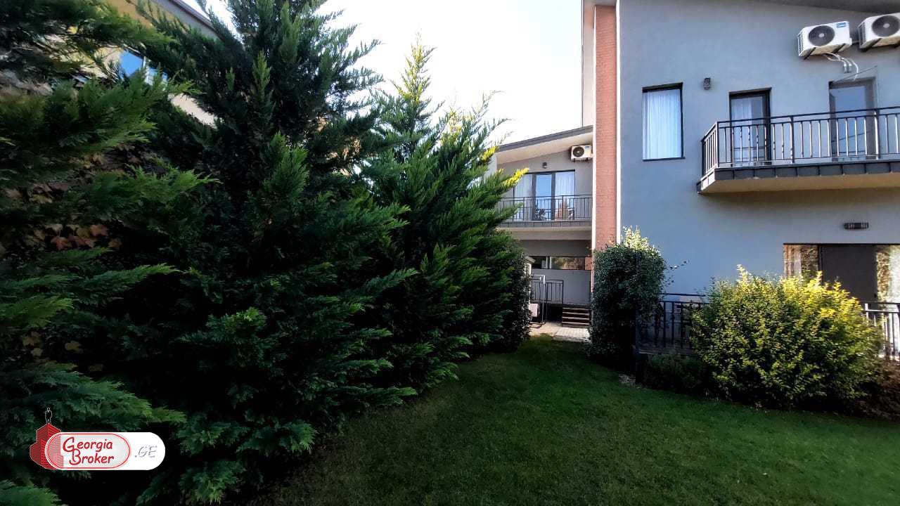 в аренду дом с новым ремонтом 7-комнат