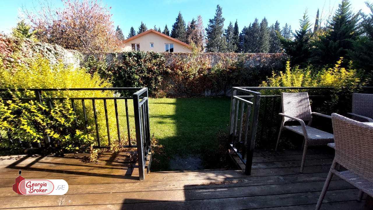 в аренду дом с новым ремонтом 7-комнат