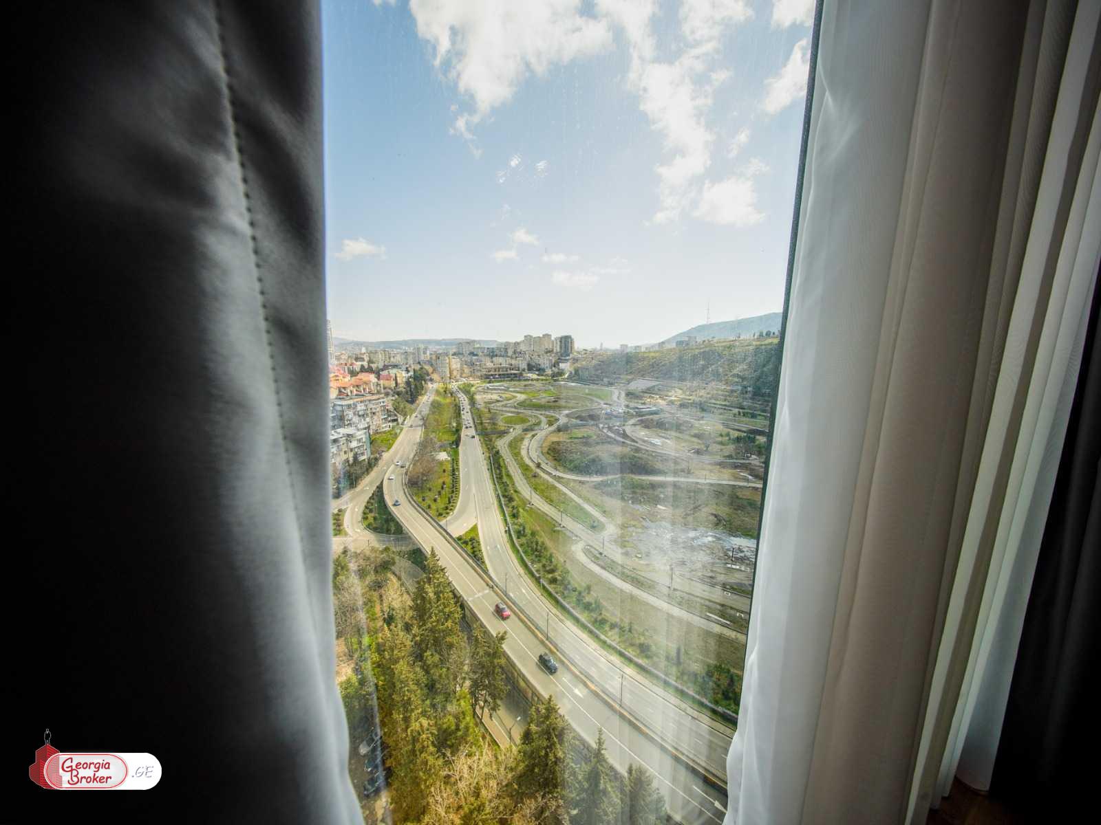 nearly repaired 5-room apartment for sale