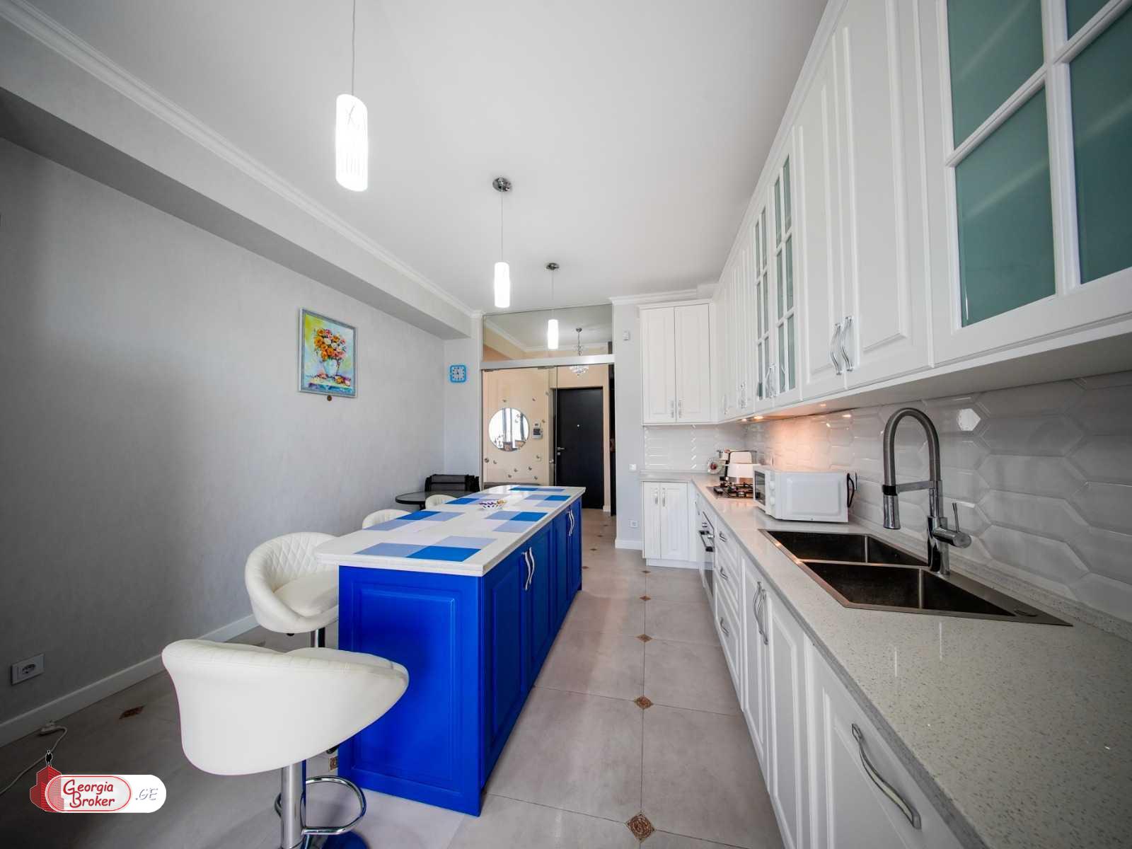 nearly repaired 5-room apartment for sale