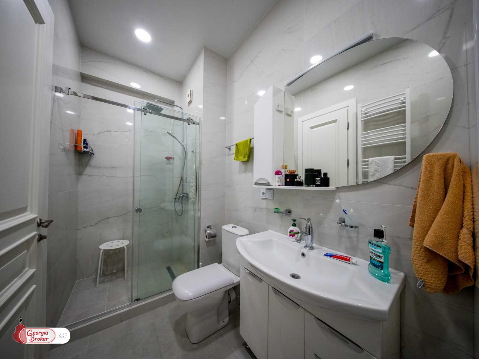 nearly repaired 5-room apartment for sale