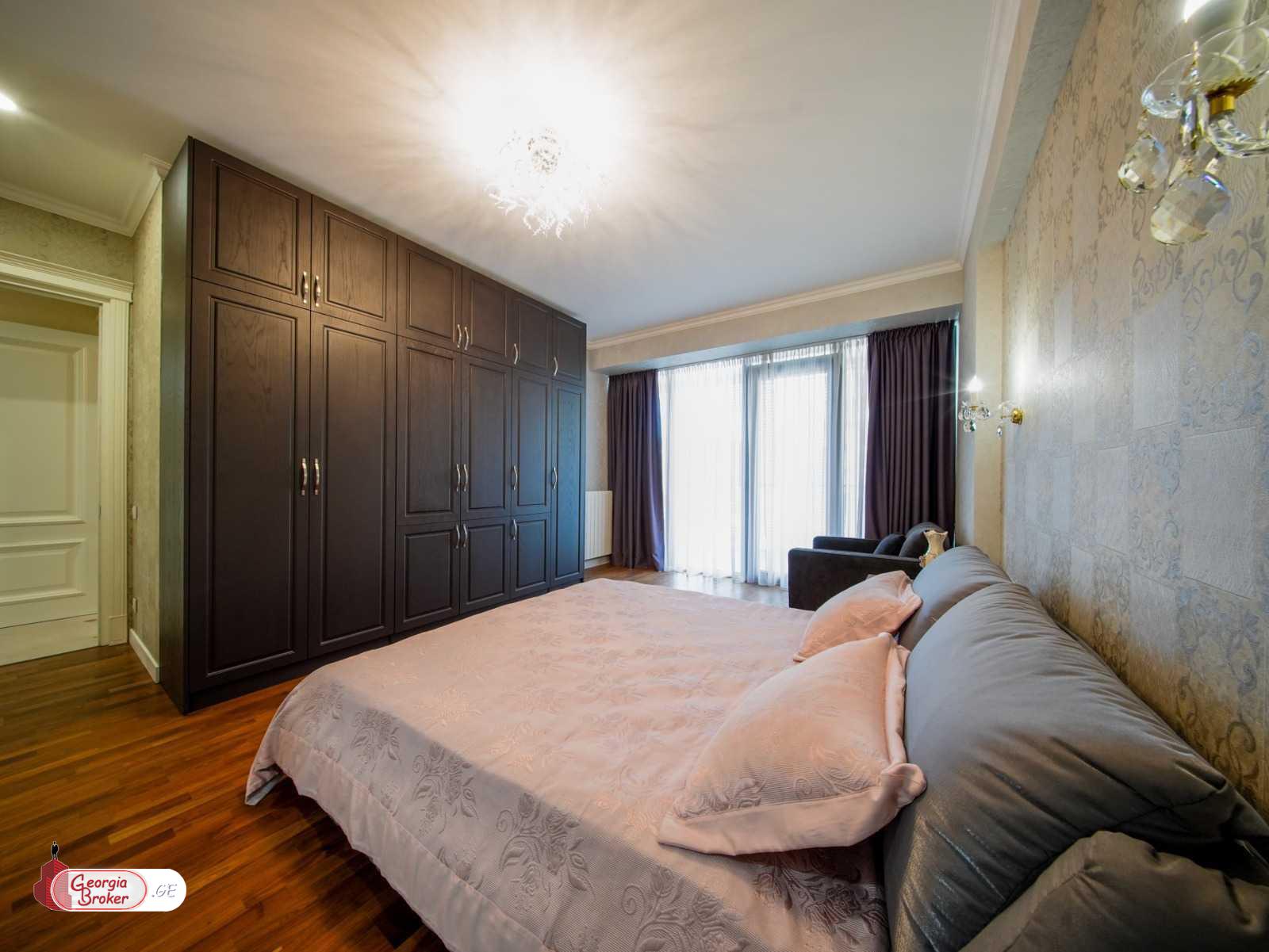 nearly repaired 5-room apartment for sale