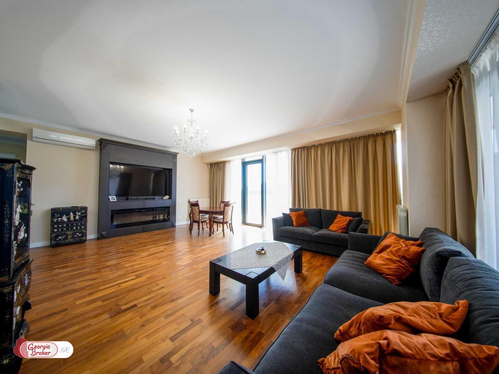 nearly repaired 5-room apartment for sale