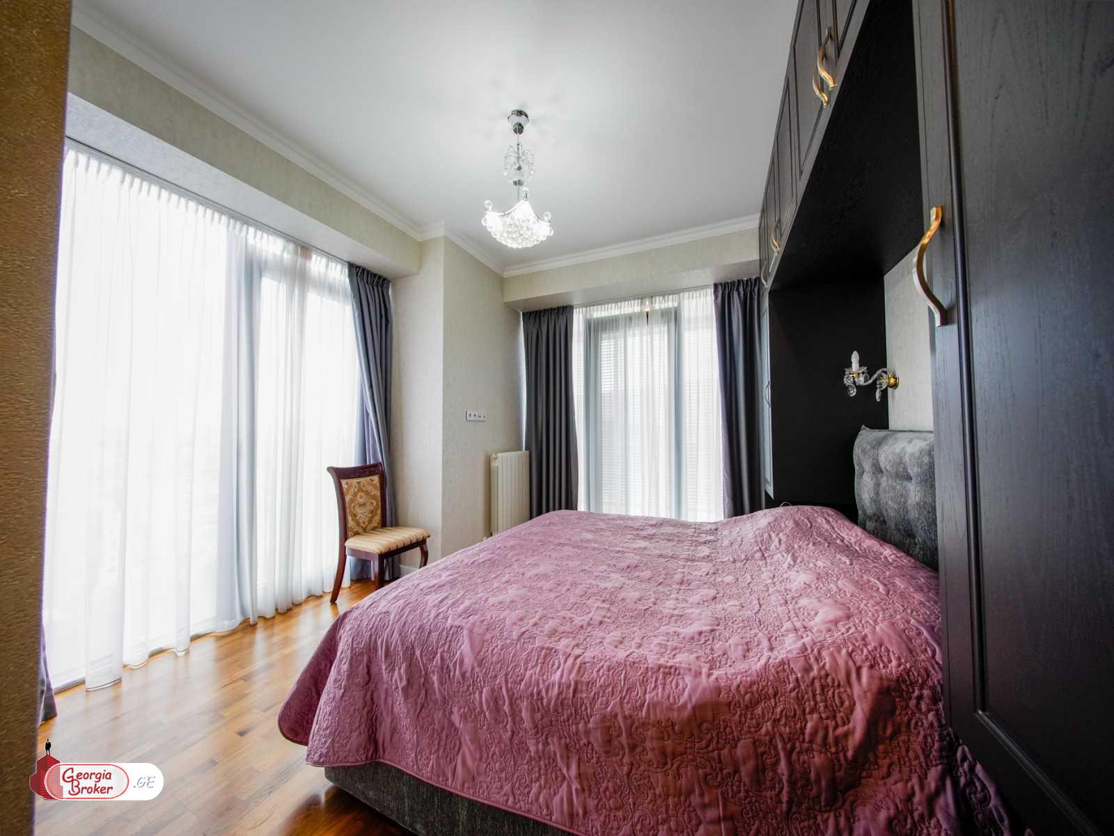 nearly repaired 5-room apartment for sale