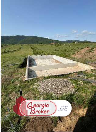 იყიდება ახალი აშენებული 7 ოთახიანი სახლი ახატანში