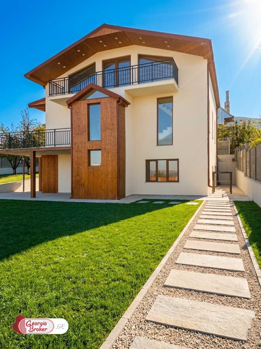 იყიდება ახალი გარემონტებული 8 ოთახიანი სახლი წეროვანის აგარაკებზე