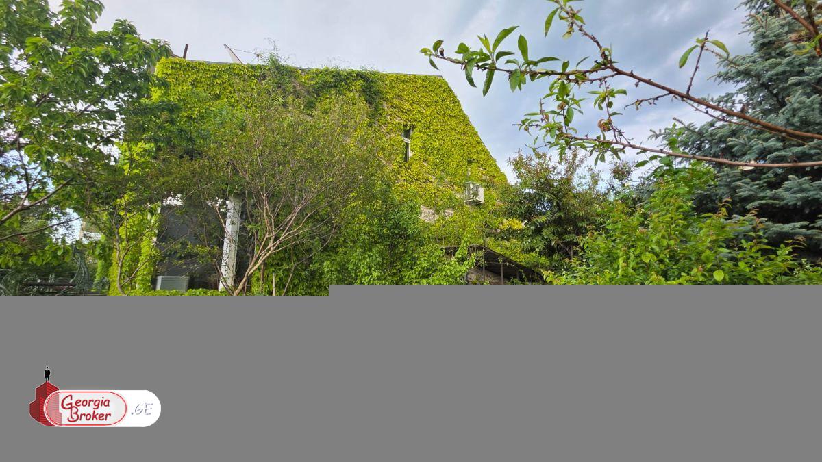 nearly repaired 7-room house for rent